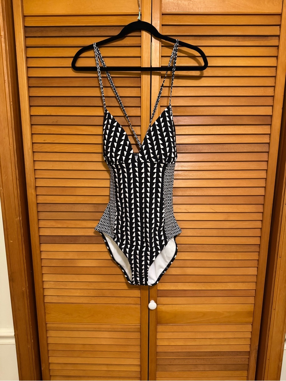 Lands' End Black and White Geometric One-Piece Swimsuit, NWOT